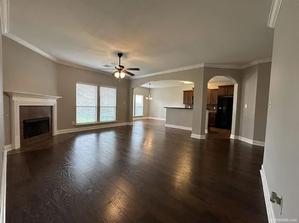 23261 Conifer Dr, Denham Springs, LA 70726