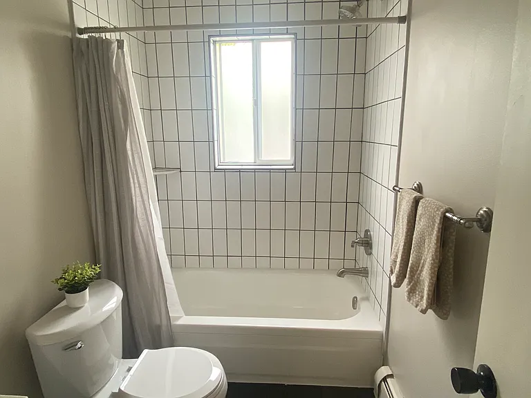 3433 Hillside Dr #12 — Photo 5