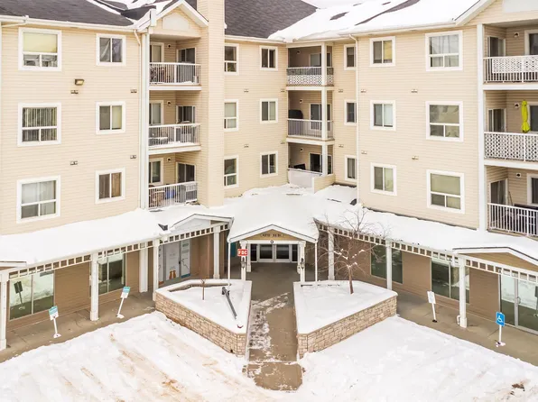 4310 33rd St #211, Stony Plain, AB T7Z 0A8