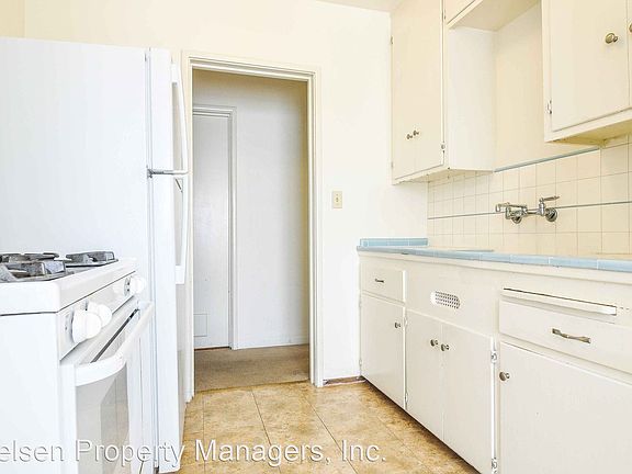 3rd image of 2231 11th Ave APT 6