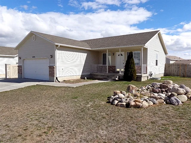 6153 W Mount Montana Dr