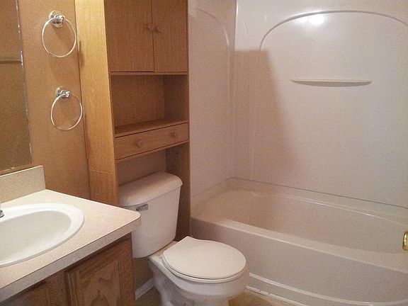 5th image of 23266 Cornerstone Village Dr #1