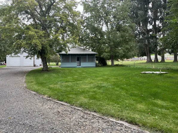 775 SE 10th St, Hermiston, OR 97838
