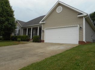 1049 Foxglove St, Bowling Green, KY