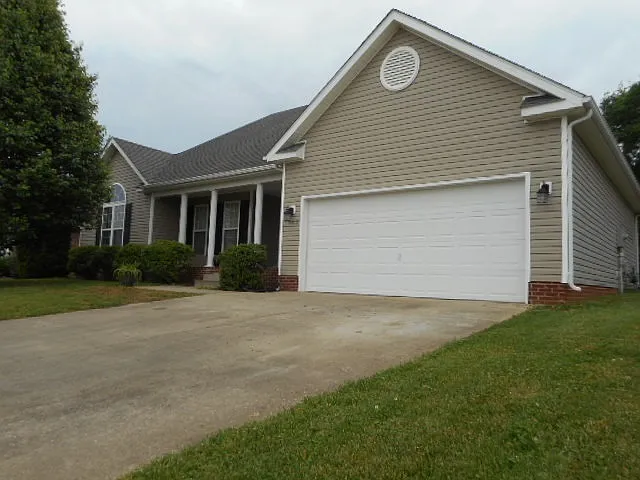 1049 Foxglove St photo 1
