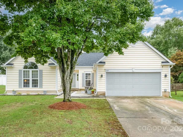 565 Viking Pl SW, Concord, NC 28025