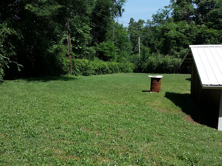 646 Greenwood Dr — Photo 3