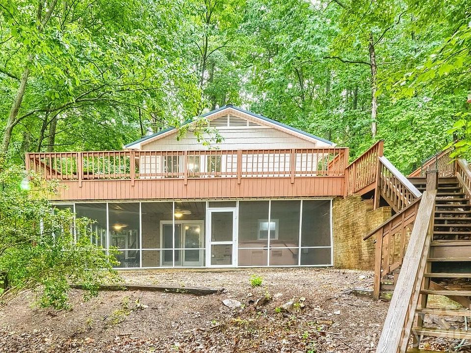 1st image of 42640 Moonshine Dr