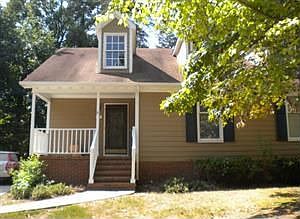 2nd image of 9 Holdsworth Ct