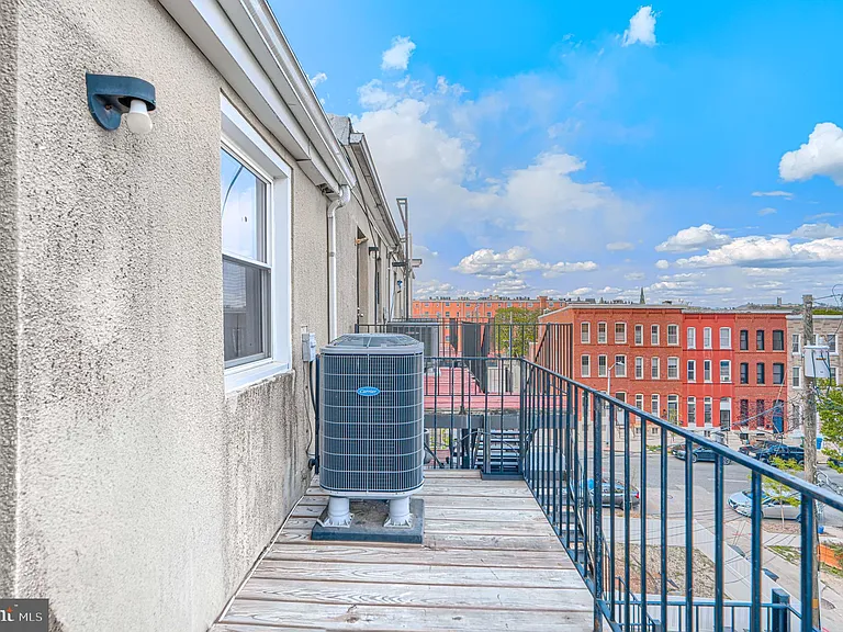 1729 Guilford Ave #3 — Photo 15