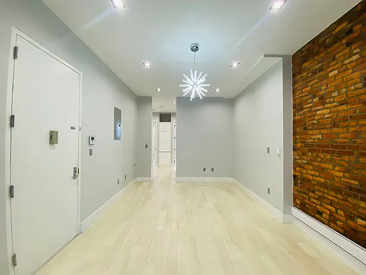 Rented by Aventana | media 15