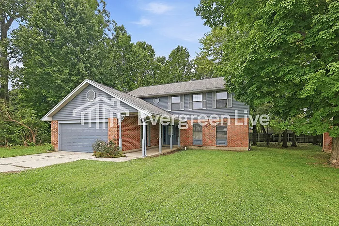 4 bed, 2.0 bath, 2268 sqft, $2,045 — Photo 2