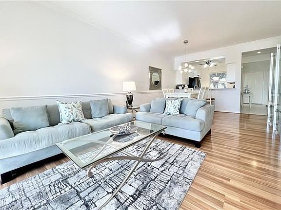4th image of 7505 Stoneybrook Dr APT 725