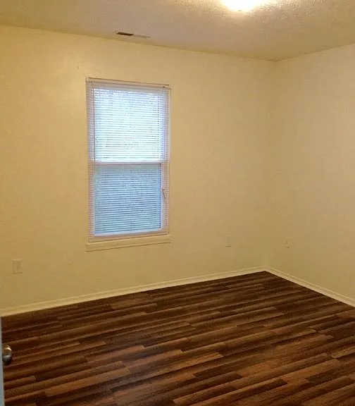 1130 Cates St — Photo 5