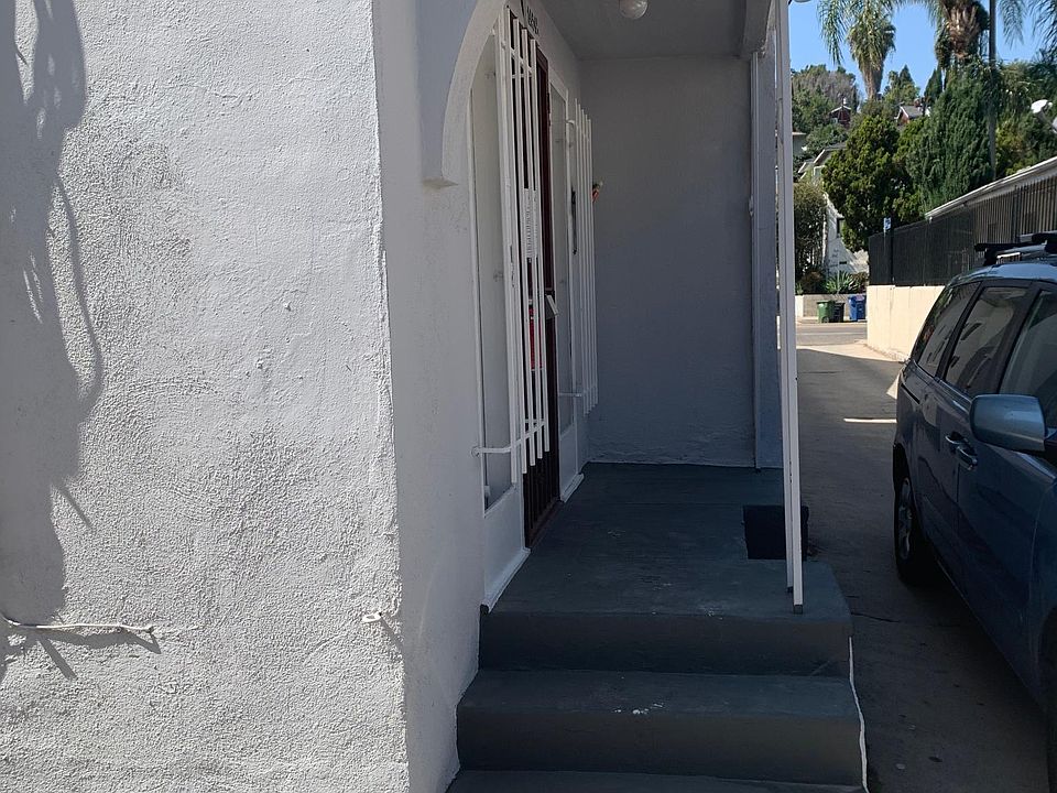 1st image of 1454 3/4 Silver Lake Blvd