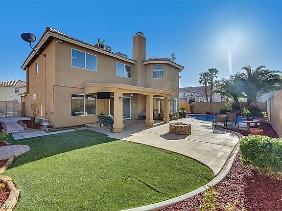 3rd image of 8994 Fort Crestwood Dr