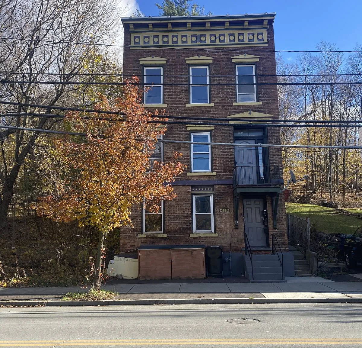 1 bed, 1.0 bath, $1,200 — Photo 1