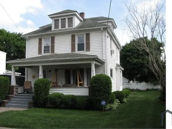 135 W 11th St, Elmira Heights, NY 14903