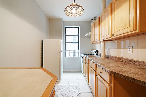 Rented by Sohayegh Enterprises Corp. | media 9