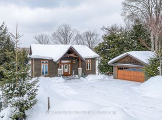 41 Clubhouse Dr, Huntsville, ON P1H 1B1