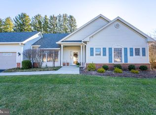 3 Fringe Tree Ct, Princeton, NJ 08540