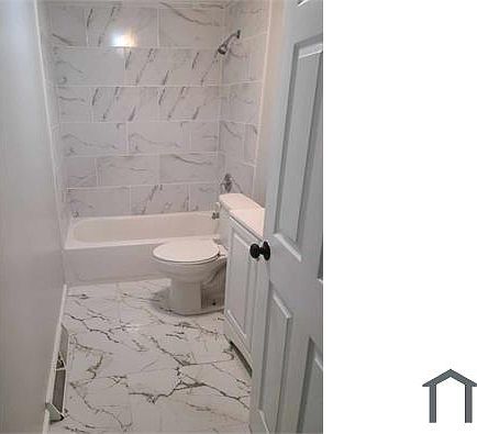2nd image of 511 N 84th St