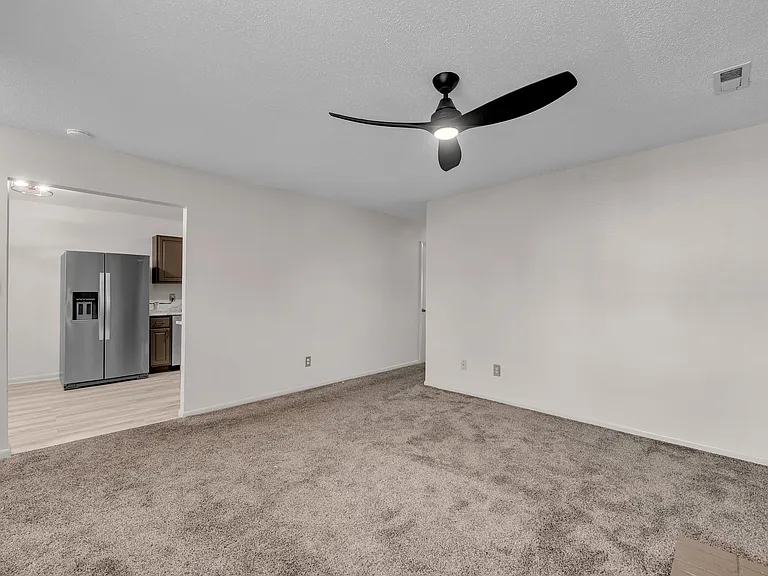 3829 Shooting Star Dr — Photo 7