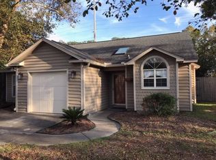 1205 Llewellyn Rd, Mount Pleasant, SC 29464