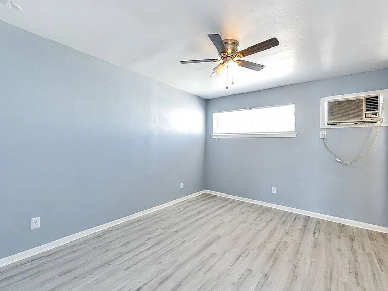 3040 Golfcrest Blvd #10 — Photo 11