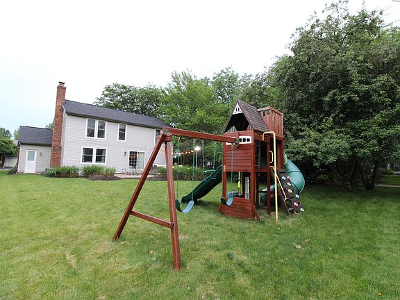 4th image of 7201 Hopewell St