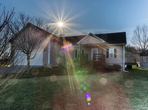 1st image of 419 Treadway Trl