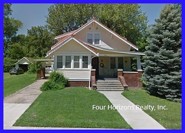 1st image of 808 S Halliburton St