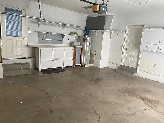 660 E Vermillion Ave — Photo 32