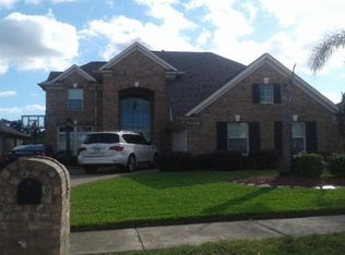 104 King William Dr, La Porte, TX 77571