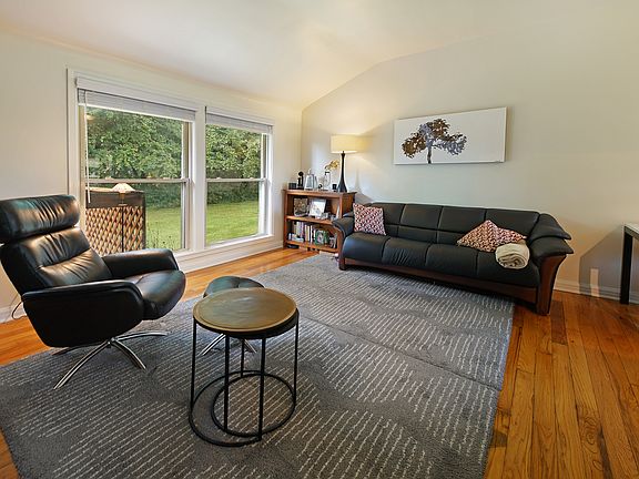 5th image of 2524 Pittsfield Blvd