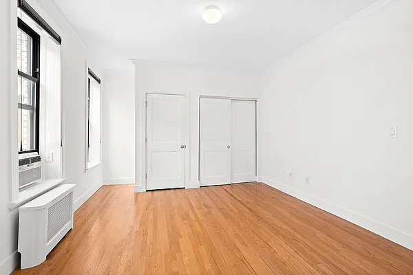 Rented by Compass | media 9