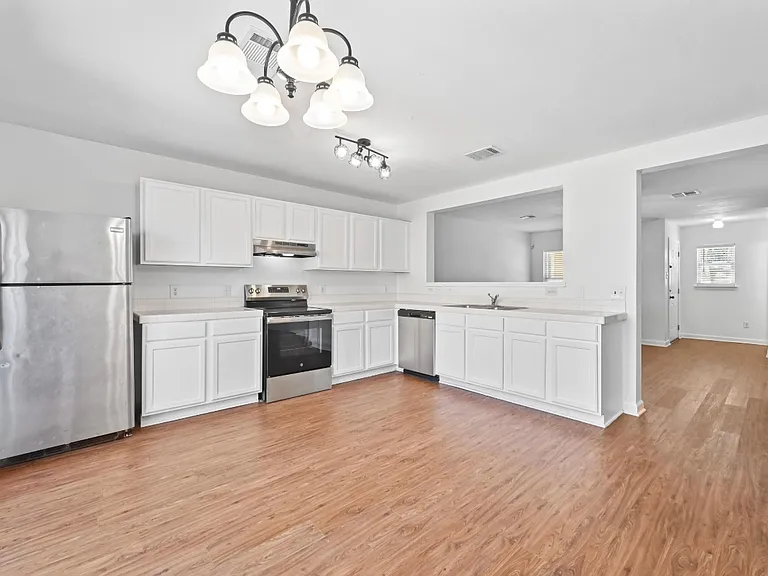 13520 Alysheba Dr — Photo 3