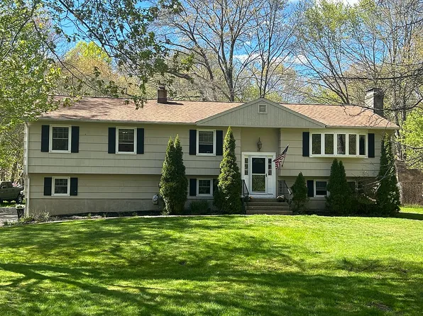 181 Surrey Dr, Orange, CT 06477