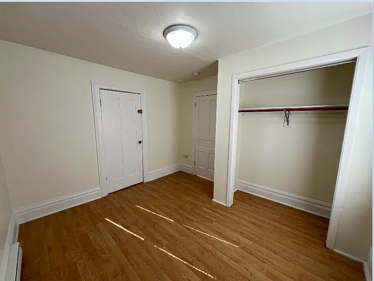 532 E Cook St #3 — Photo 7