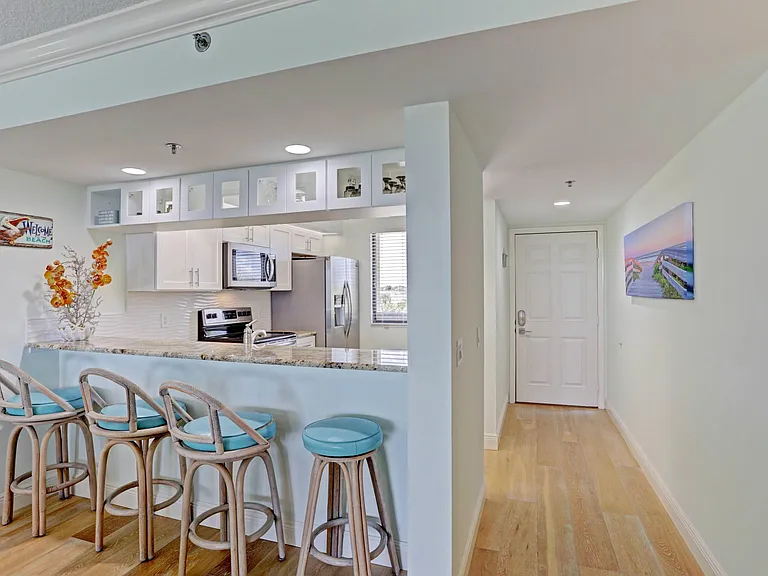 201 S Seas Dr #401 — Photo 11