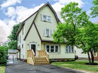 242 Scholfield Rd, Rochester, NY 14617