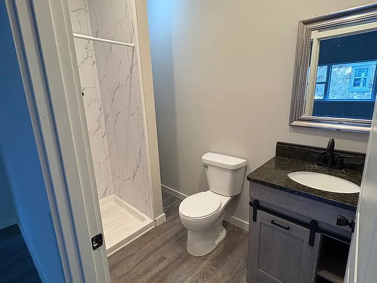 812 W Pershing St — Photo 13