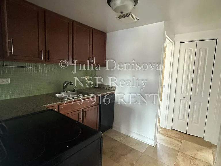 7630 N Milwaukee Ave #2A — Photo 8