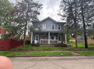 1115 4th Ave, Beaver Falls, PA