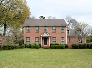 2816 Hunterwood Dr SE, Decatur, AL 35603