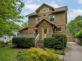 1320 43rd St, Des Moines, IA 50311
