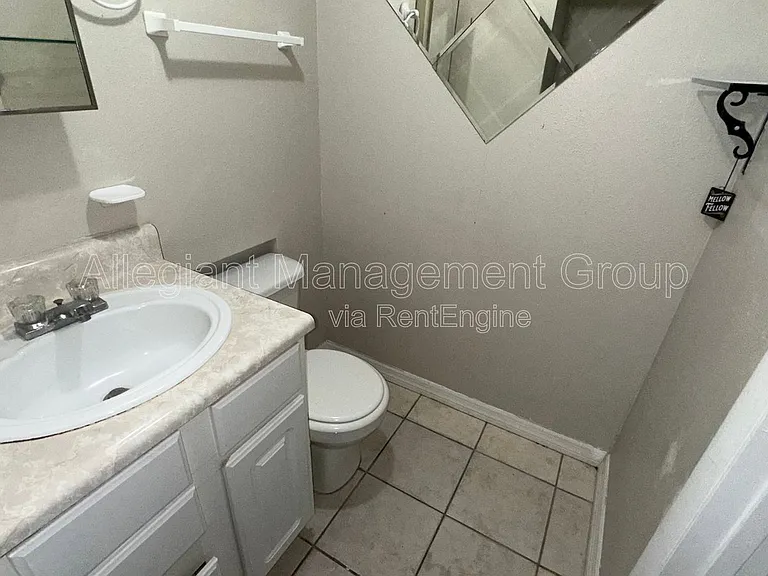 2429 Sapier Ct — Photo 25