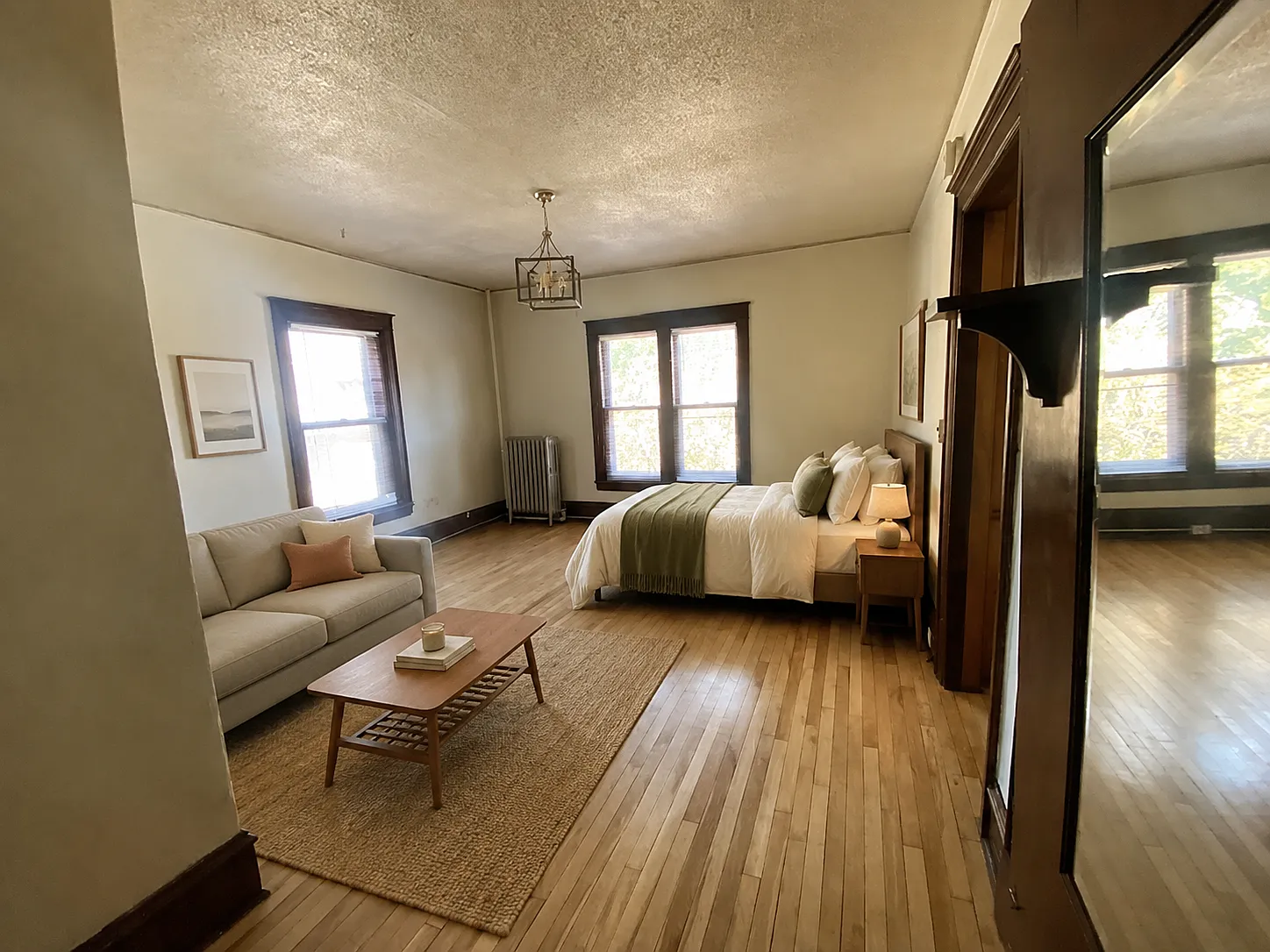 Studio, 425 sqft, $895 — Photo 2
