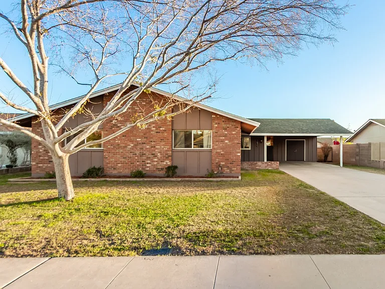 1645 E Manhatton Dr — Photo 11