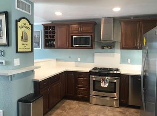 846 E Lacona Ave, Des Moines, IA 50315